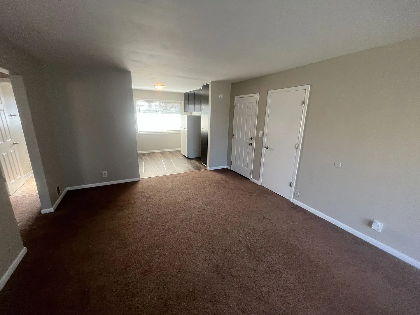 6051 Laurel Hall Dr — Photo 2