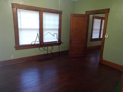 FORMAL DINING ROOM / BONUS ROOM SPACE
