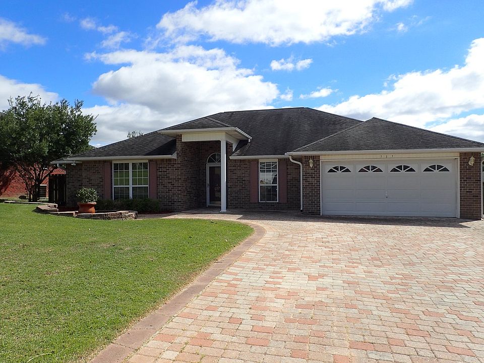 1st image of 727 Denise Dr