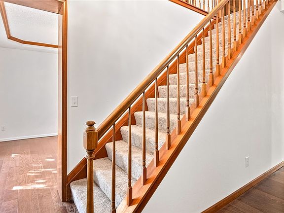 4th image of 3535 Wheatfield Dr