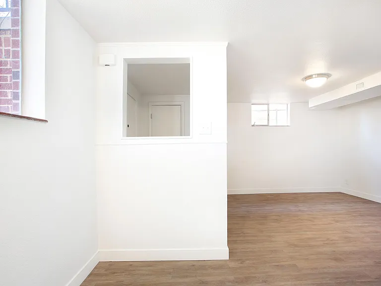 1253 Jackson St — Photo 5