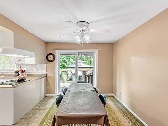 5th image of 2337 Four Seasons Pkwy