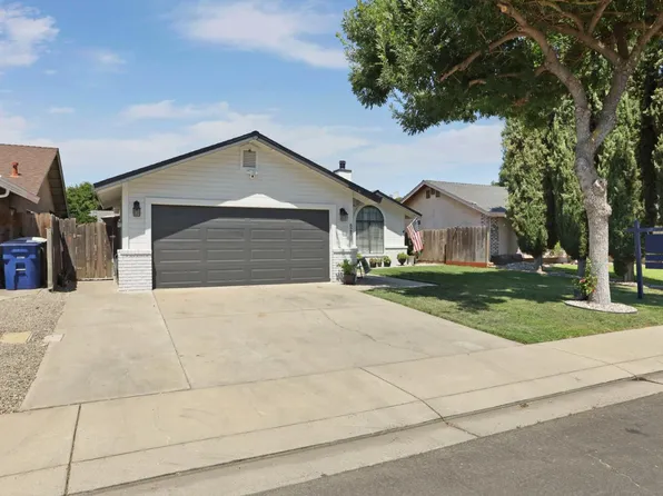 825 Deer Park Dr, Modesto, CA 95358