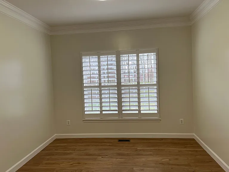 402 Sawgrass Dr — Photo 14