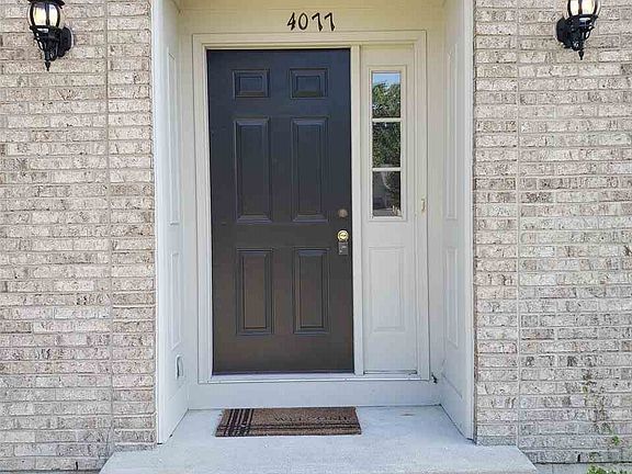 4th image of 4077 Sherbourne Dr