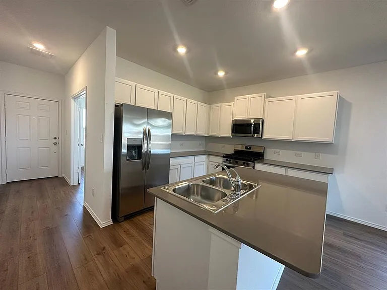 435 Alamito Ave — Photo 11