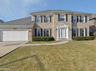 1913 Montclair Dr, Naperville, IL 60565