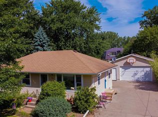 1741 Lois Dr, Shoreview, MN 55126