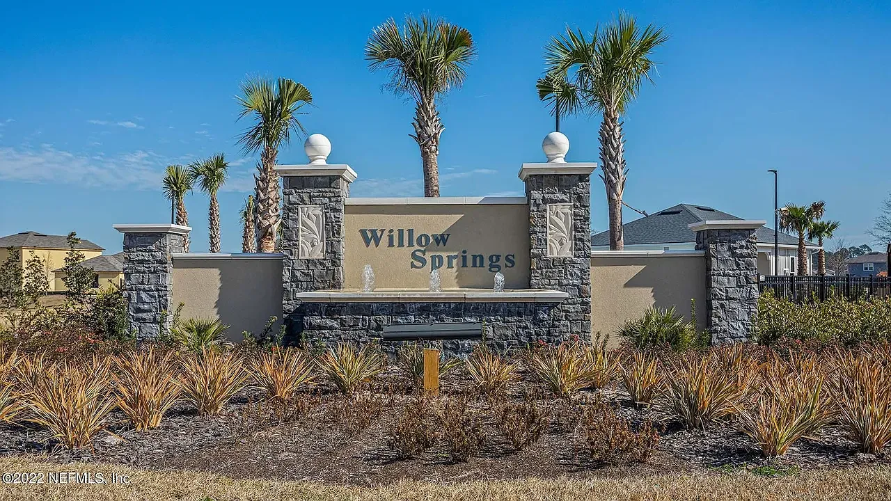 4 bed, 1862 sqft, $2,350 — Photo 3