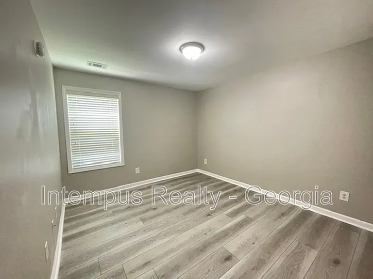 1180 Pepper Ln — Photo 10