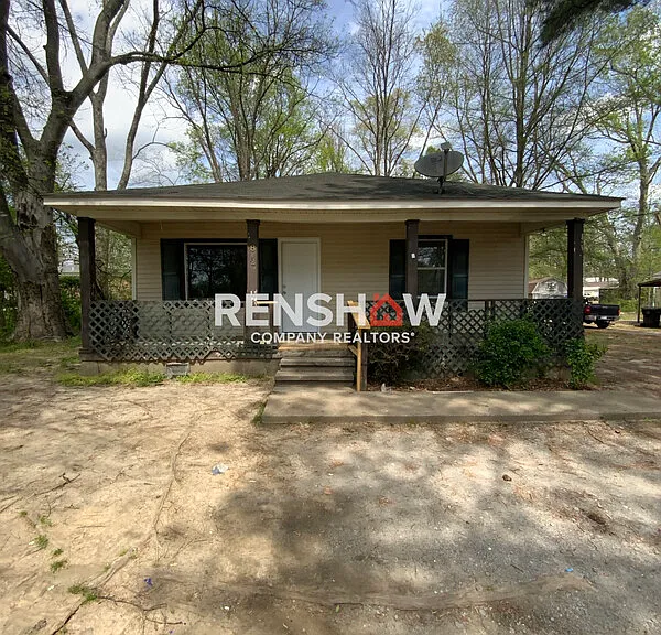 812 Tucker St — Photo 1