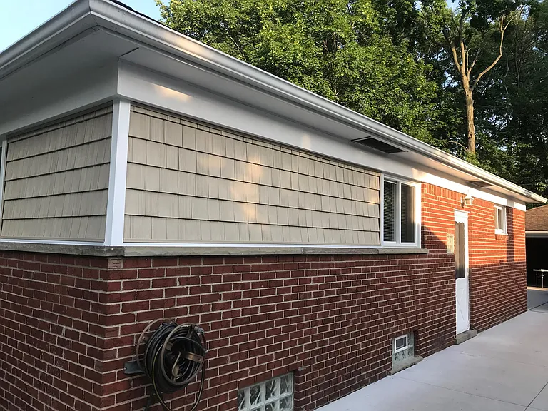 723 Butternut Ave — Photo 5