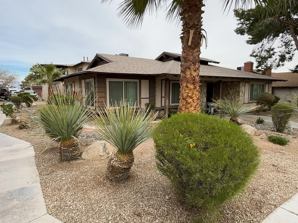 2 bed, 1.0 bath, 950 sqft, $1,150 — Photo 1