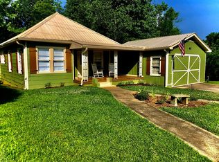 172 Elrod Rd, Helen, GA 30545