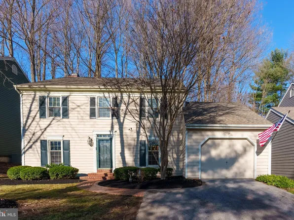 145 Hedgerow Ln, West Chester, PA 19380