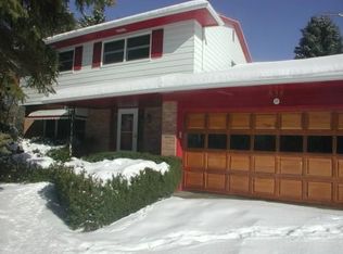 834 Kuebler Dr, Ann Arbor, MI