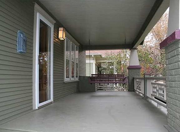2nd image of 409 N Bluff Ave