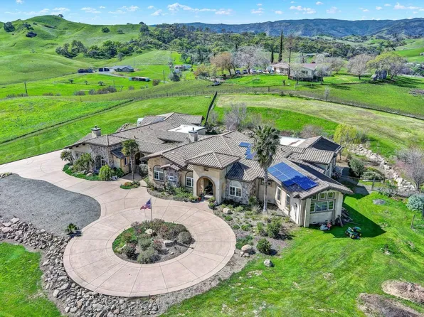 7322 Dove Creek Trail, Vacaville, CA 95688