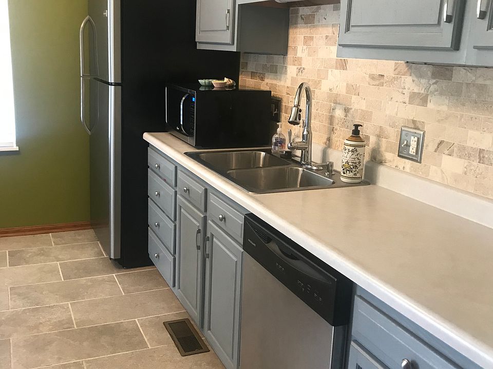 1st image of 104 Cornerstone Dr