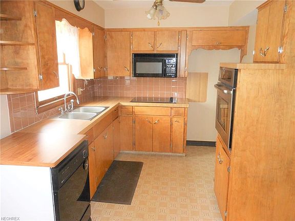 5th image of 630 Hilbish Ave