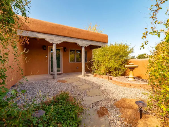 115 Jornada Loop, Santa Fe, NM 87508