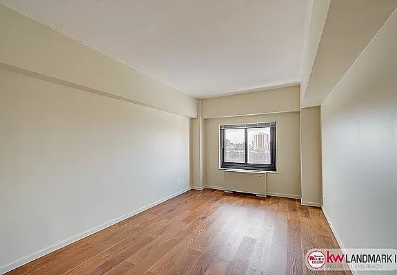 3rd image of 119-45 Union Tpke #12A
