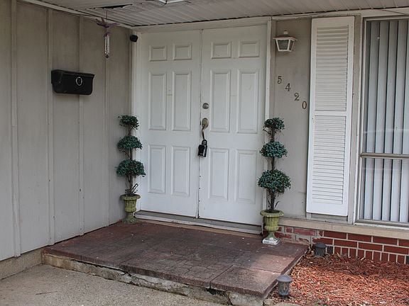 3rd image of 5420 Patricia St