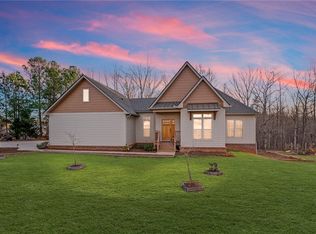 117 Foggy Mountain Way, Pickens, SC 29671