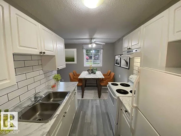 107 Village Acres NW — Photo 3