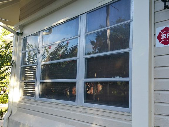 2nd image of 401 E Fairbanks Ave #C