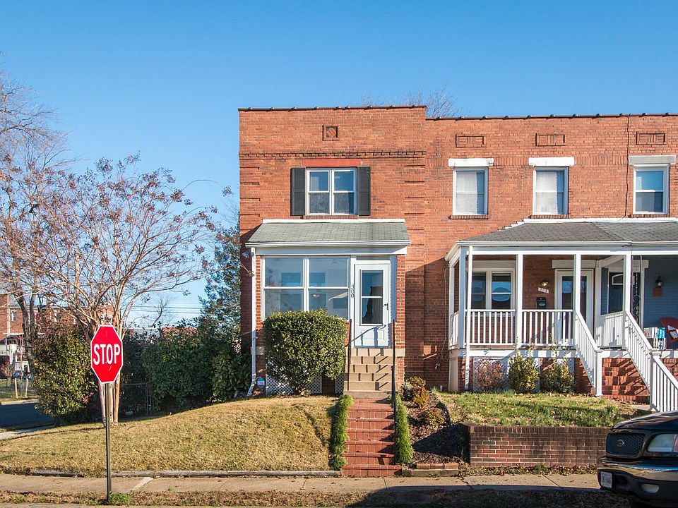 1st image of 300 Wesmond Dr