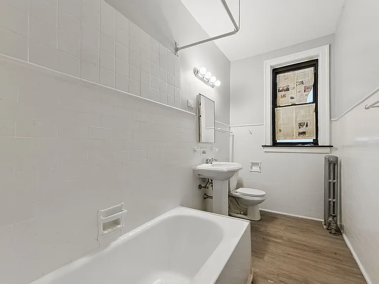 7828 S. Drexel Ave — Photo 30