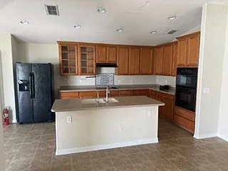 804 Leeshore Ct — Photo 6