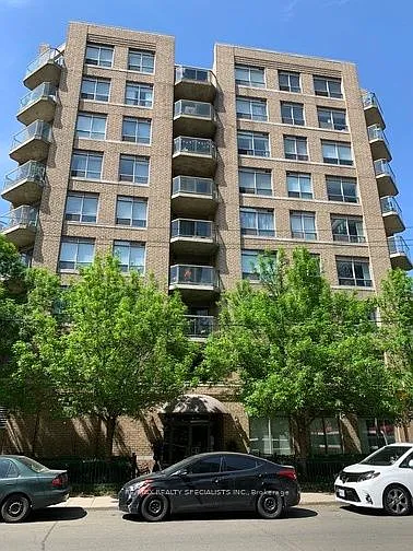 140 Bathurst St #208 — Photo 3