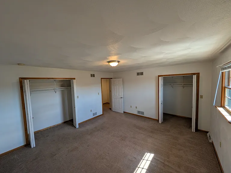 501 Linden Ave — Photo 13