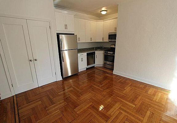 4th image of 4554 41st St APT 4D