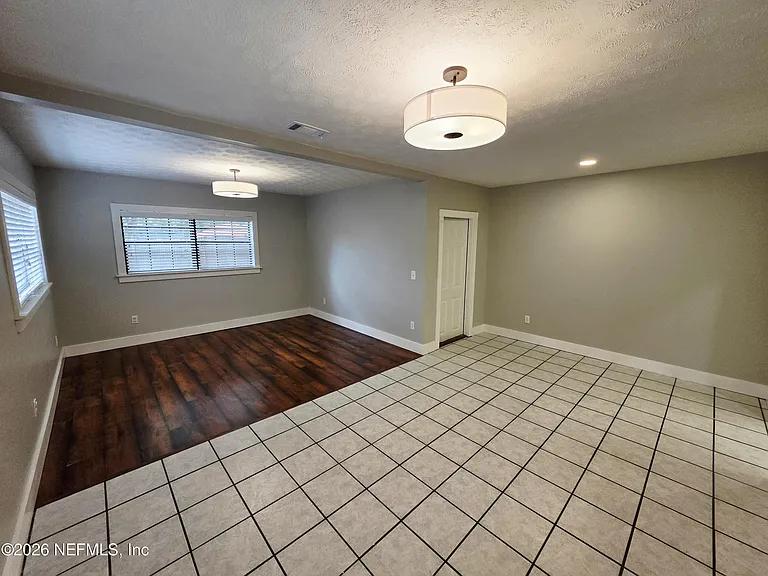 2146 Antilles Ct — Photo 25