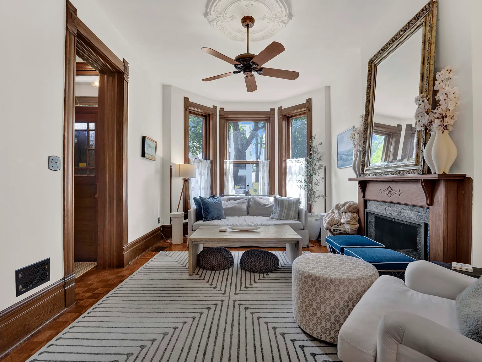 3 bed, 1700 sqft, $6,000 — Photo 4