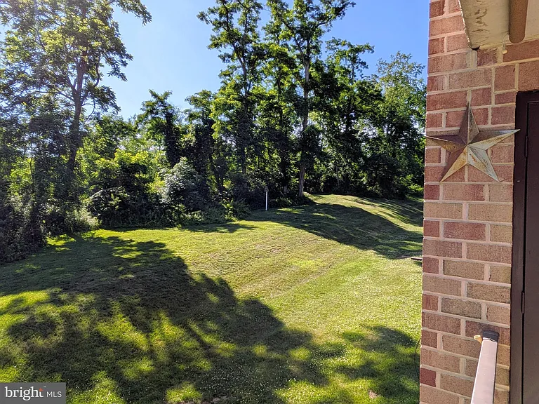 34 Hermitage Dr #34 — Photo 31