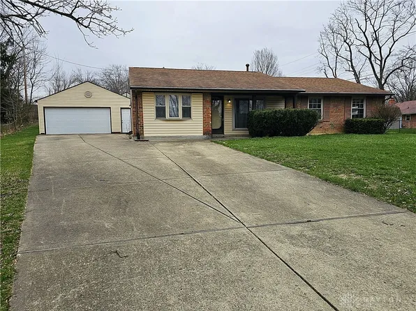 2187 Tampico Trl, Bellbrook, OH 45305