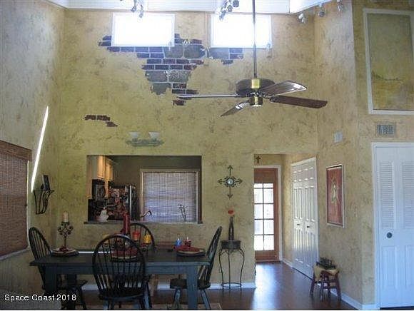 2nd image of 2104 Grant Pl APT 101