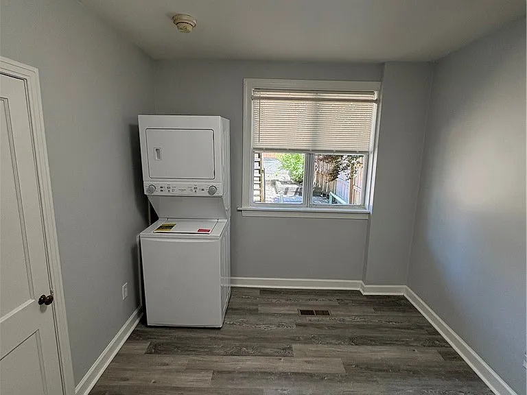 305 S Pennsylvania Ave #1 — Photo 6