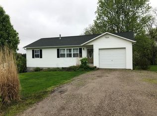 213 W Gay St, Somerset, OH 43783