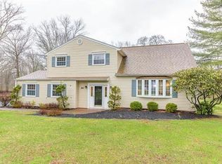 26 Lurline Dr, Basking Ridge, NJ 07920