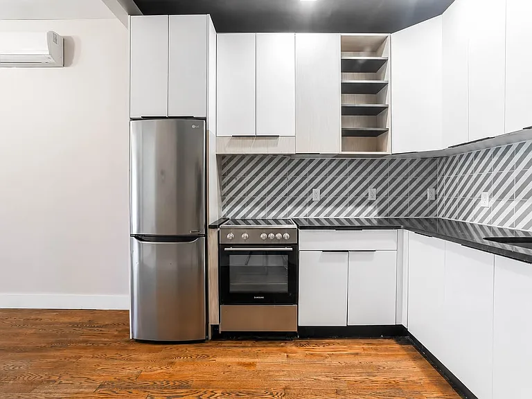 1605 New York Ave #1C — Photo 3