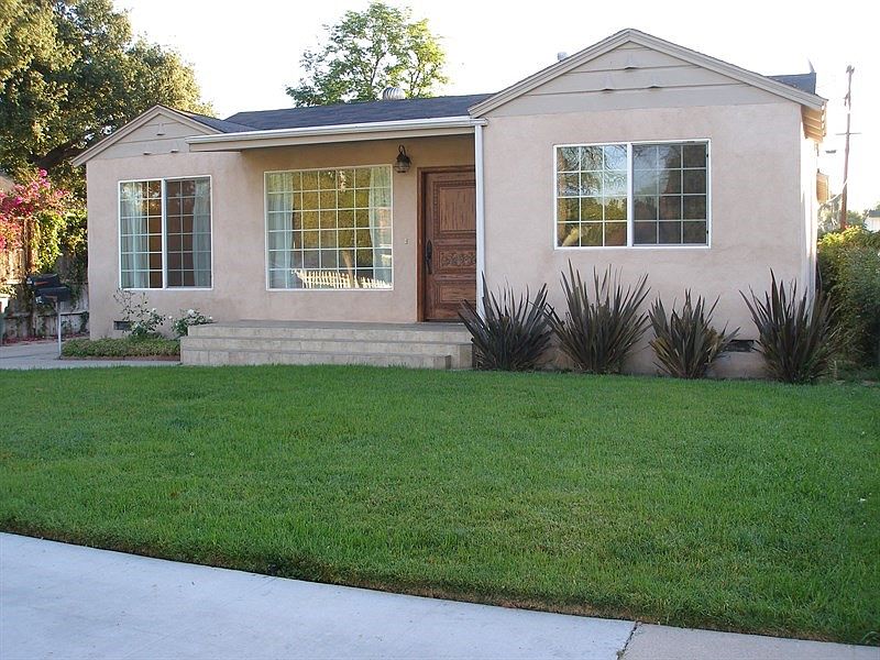1st image of 324 S Parish Pl