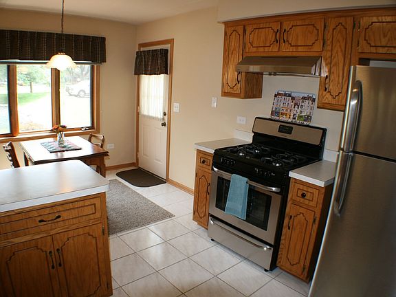 3rd image of 6650 183rd St APT 1A