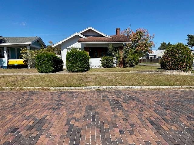 1st image of 2701 4TH AVENUE N