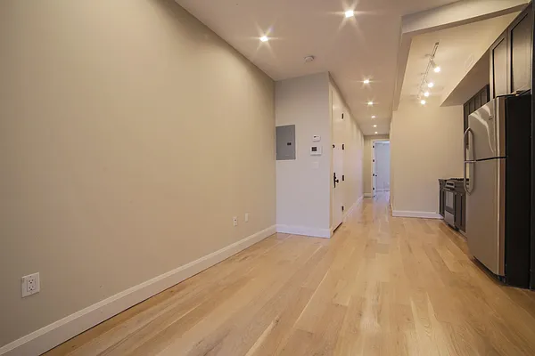 Rented by Prime Square Realty | media 43