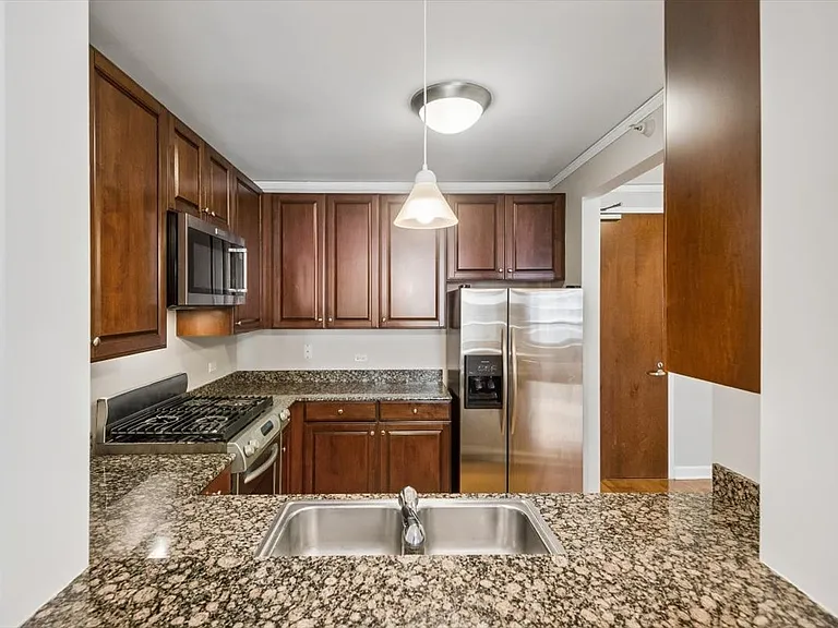 420 E Waterside Dr #807 — Photo 10